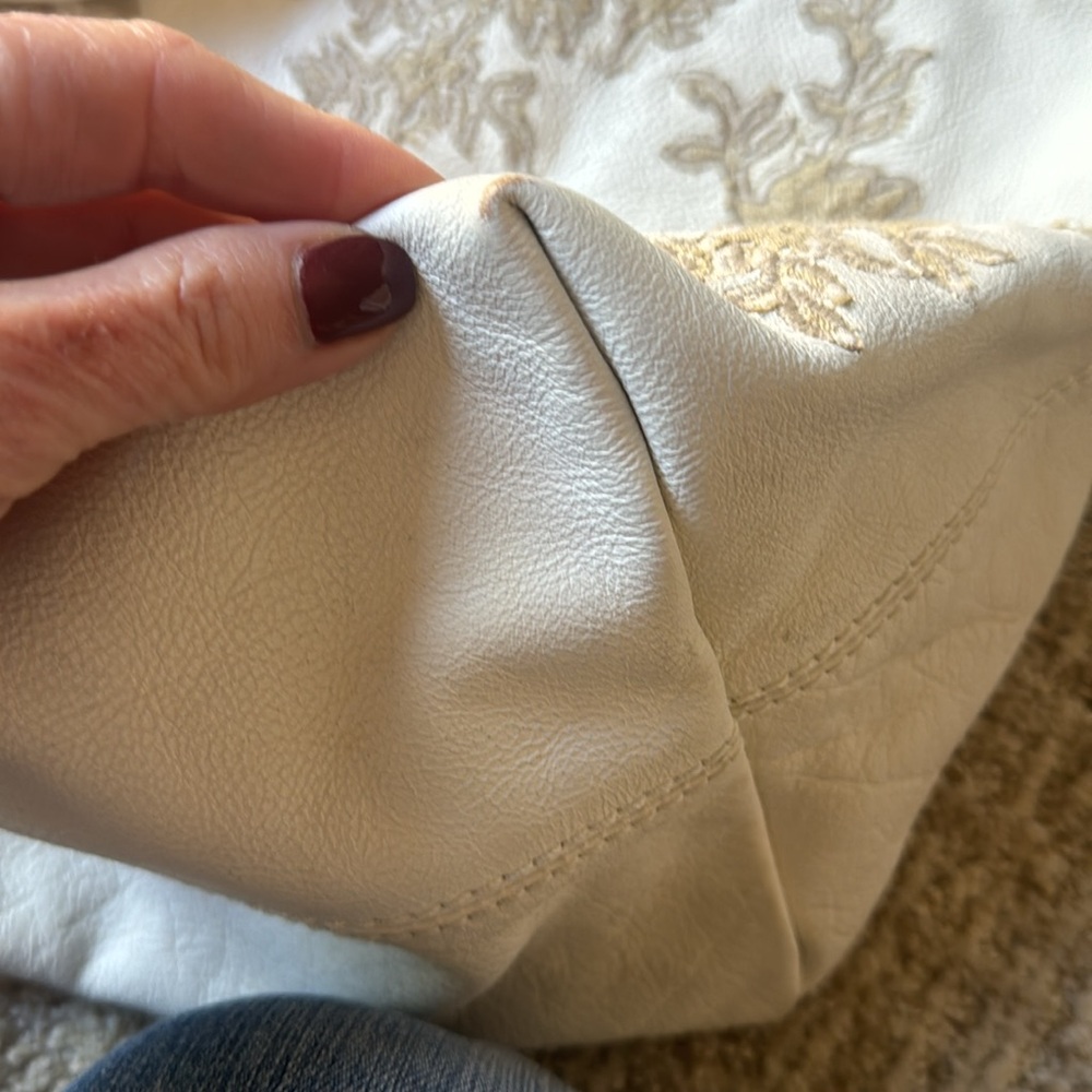 Red Valentino lace appliqué tote - Picture 15 of 16